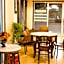 Le Hua Hotel