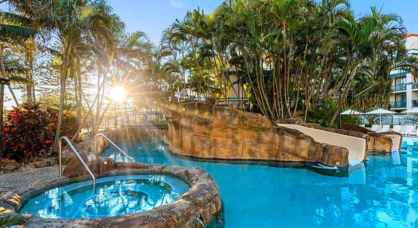 Oaks Gold Coast Calypso Plaza Suites