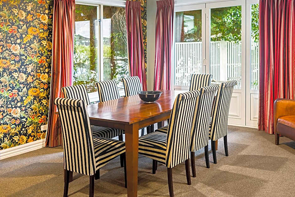 The Dairy Hotel Queenstown, A Naumi Chapter