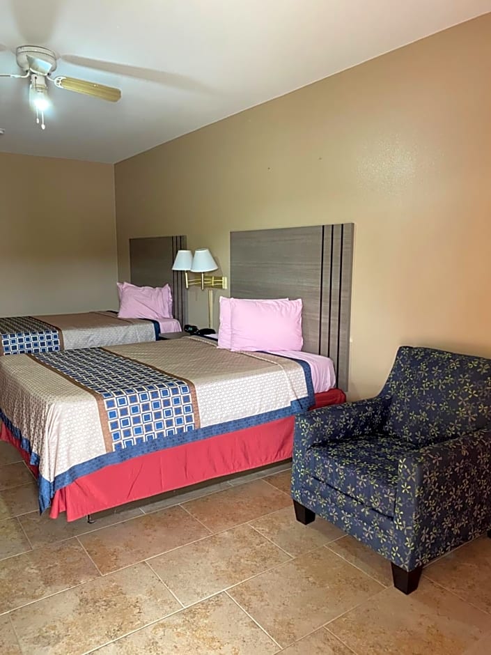 Los Fresnos Inn and Suites