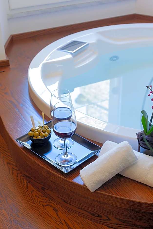 Palazzo Ferrucci Luxury Suites