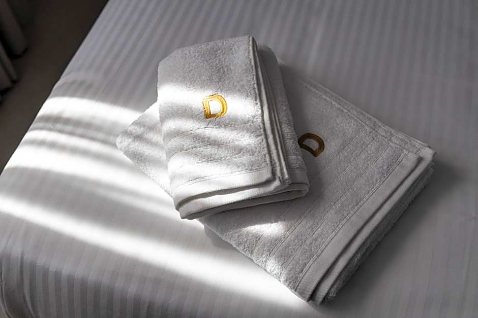 DOMIOS Suites Athens