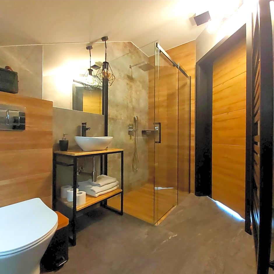 Apartament Olimpijska 54 z prywatnym jacuzzi na tarasie