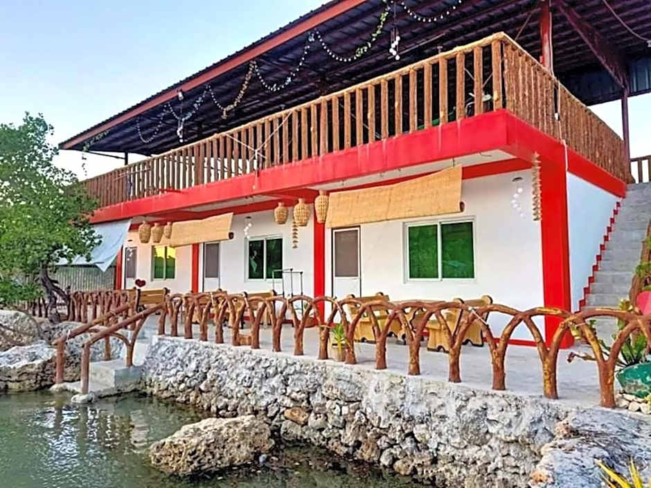 CASA BOLO IN ALAMINOS with HIDDEN WHITE BEACH near 100 Islands