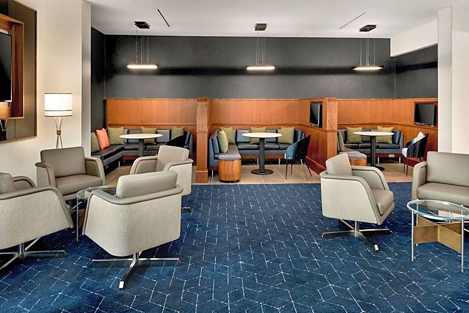 Courtyard by Marriott New Orleans Metairie