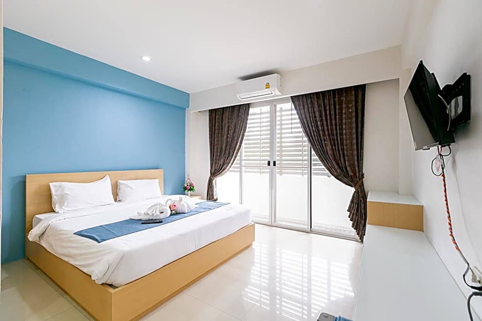 Ruan Plaisoi Apartment