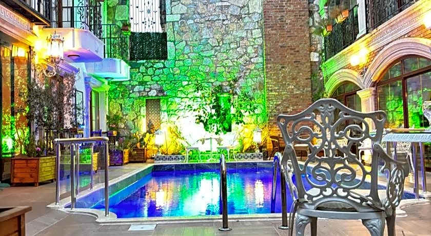 Saint John Hotel