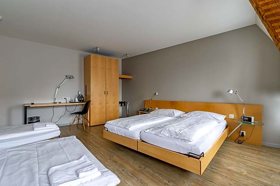 Royal Hotel - Urban Living