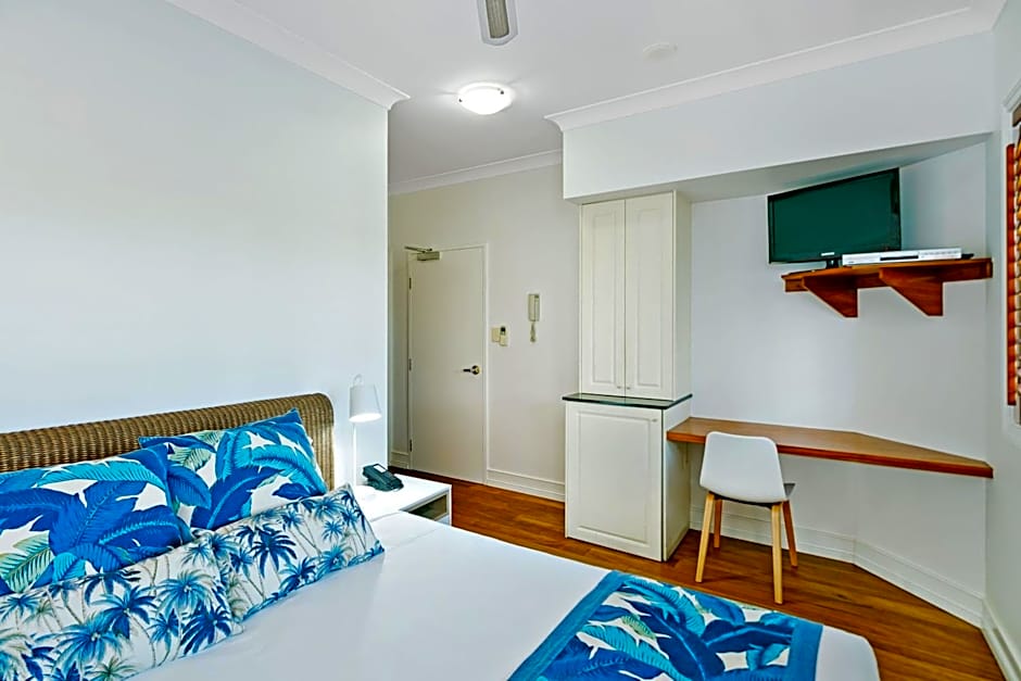 Mantra on the Inlet Port Douglas