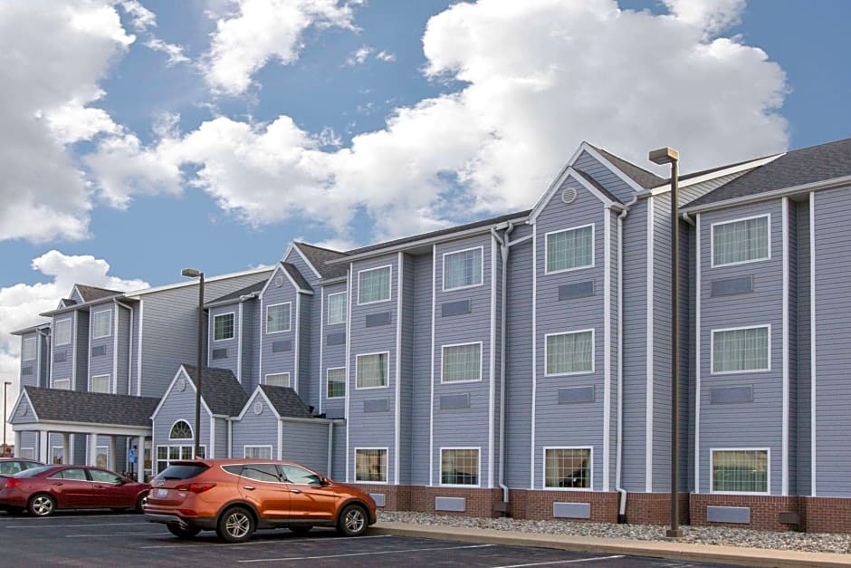 Microtel Inn & Suites by Wyndham Delphos