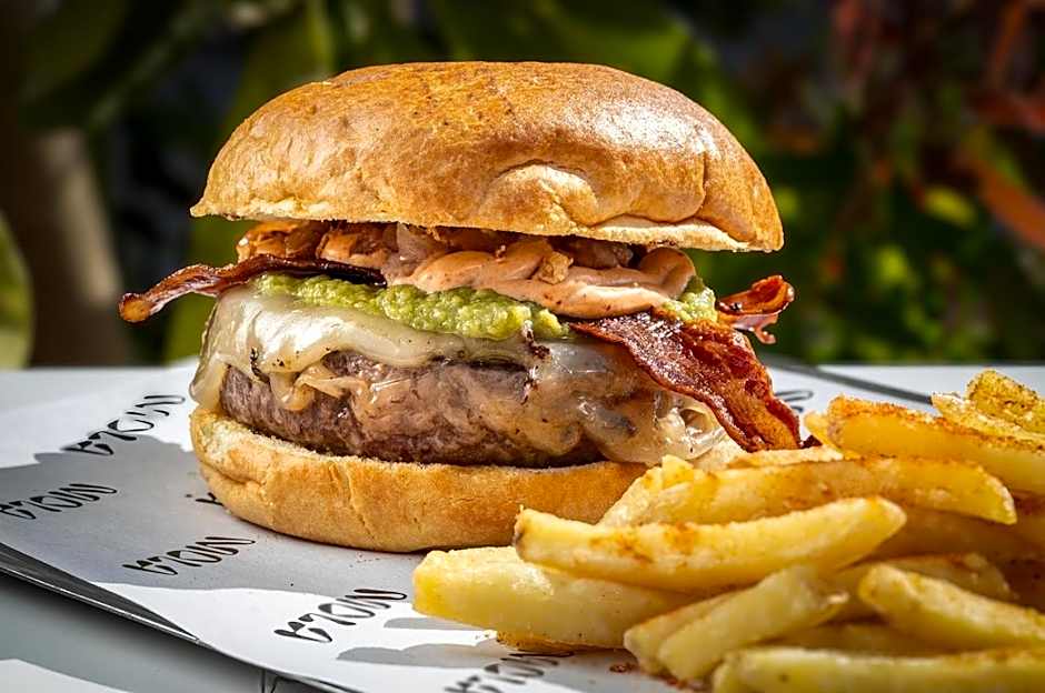 Port Alicante Playa de San Juan