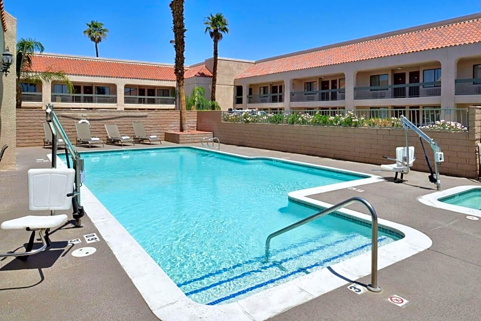 Quality Inn & Suites Indio I-10