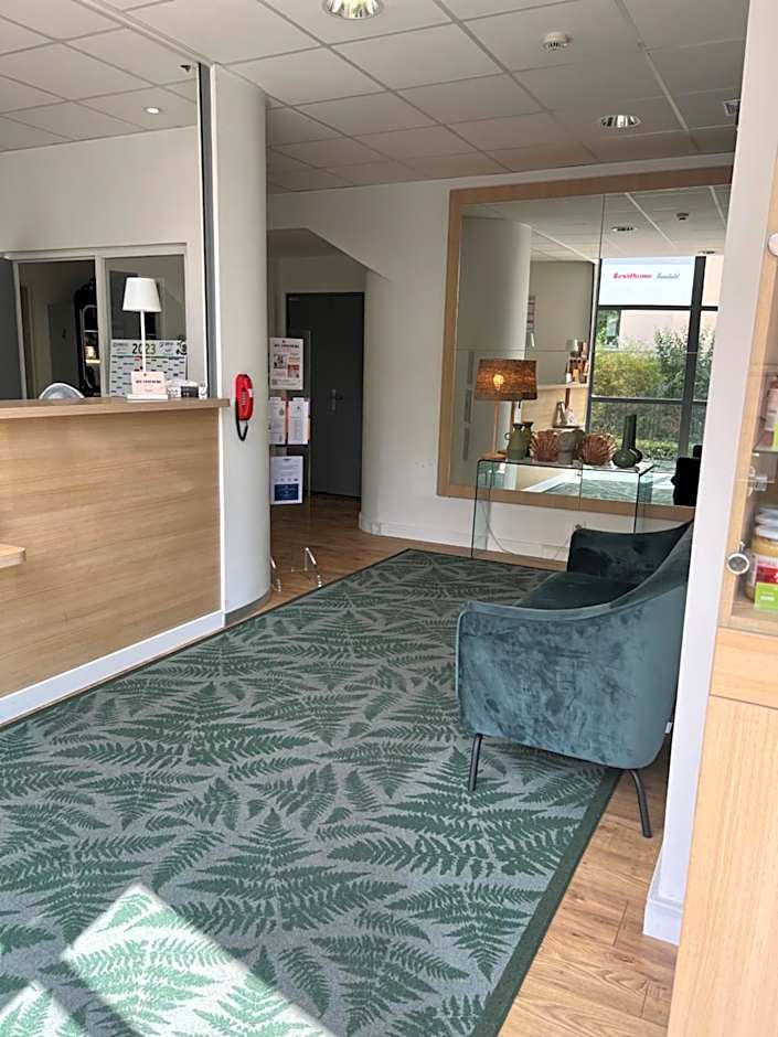 Residhome Neuilly Bords De Marne