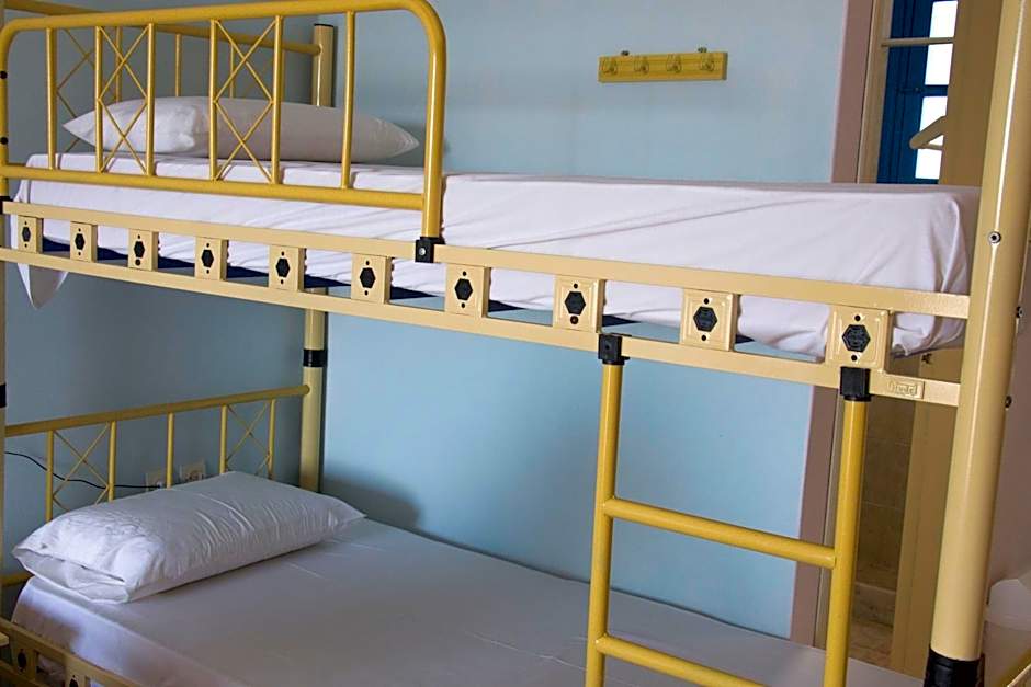 Vardes Hotel Studios