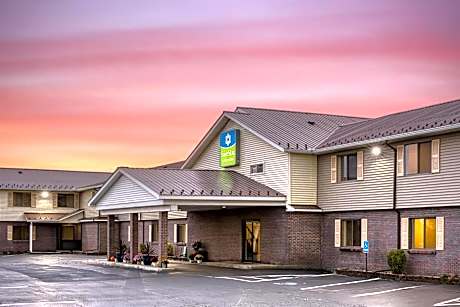 SureStay by Best Western Massena