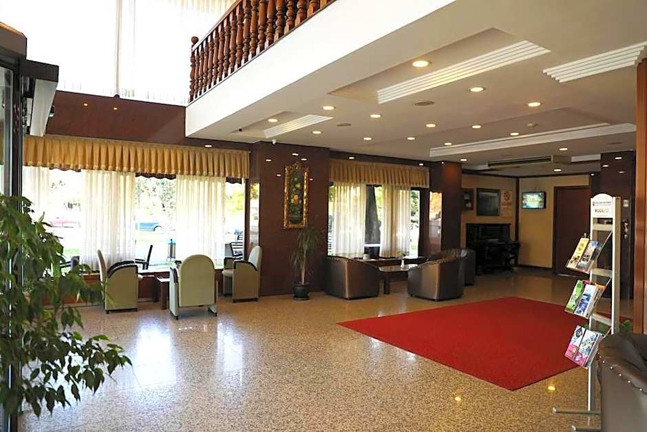 Yavuz Hotel