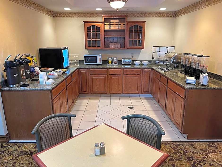 Wingate by Wyndham Mansfield OH