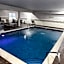 Country Inn & Suites by Radisson, Elgin, IL