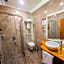 Roof 264 Hotel & Suites