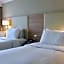 Renaissance by Marriott London Heathrow Hotel
