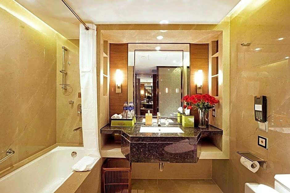 Xiamen Lakeside Hotel