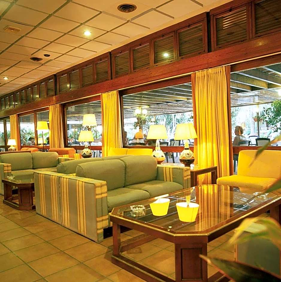 Parador De Ceuta Hotel La Muralla