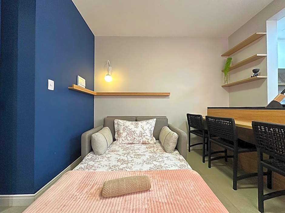 PE01- AP 1 Quarto Completo | Centro | Climatizado