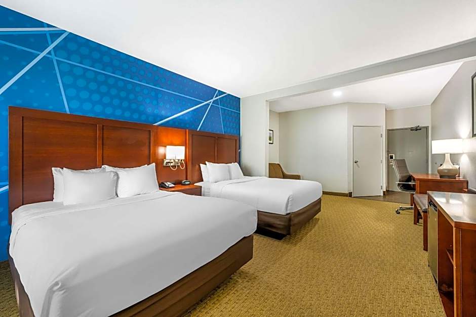 Comfort Suites Omaha East-Council Bluffs