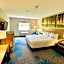Days Inn & Suites by Wyndham Wynne