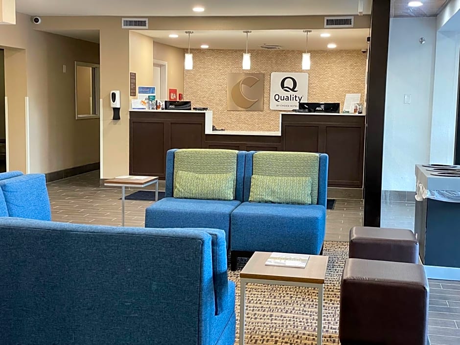 Quality Inn & Suites Spring Lake - Fayetteville near Fort Bragg