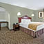 Days Inn & Suites by Wyndham Red Rock-Gallup