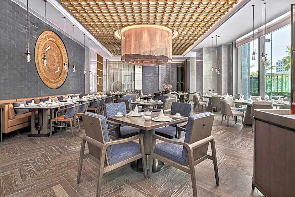 DoubleTree by Hilton Shenzhen Airport Residences