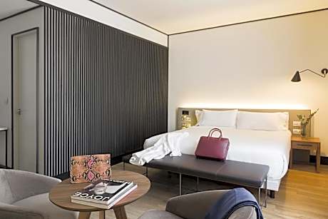 ICON Embassy by Petit Palace