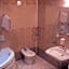 Hotel Restauracja Tawerna Gliwice - duży parking gratis