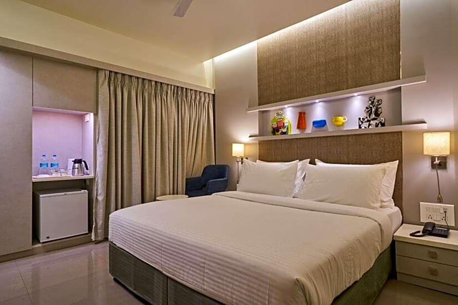 Hotel Atharv