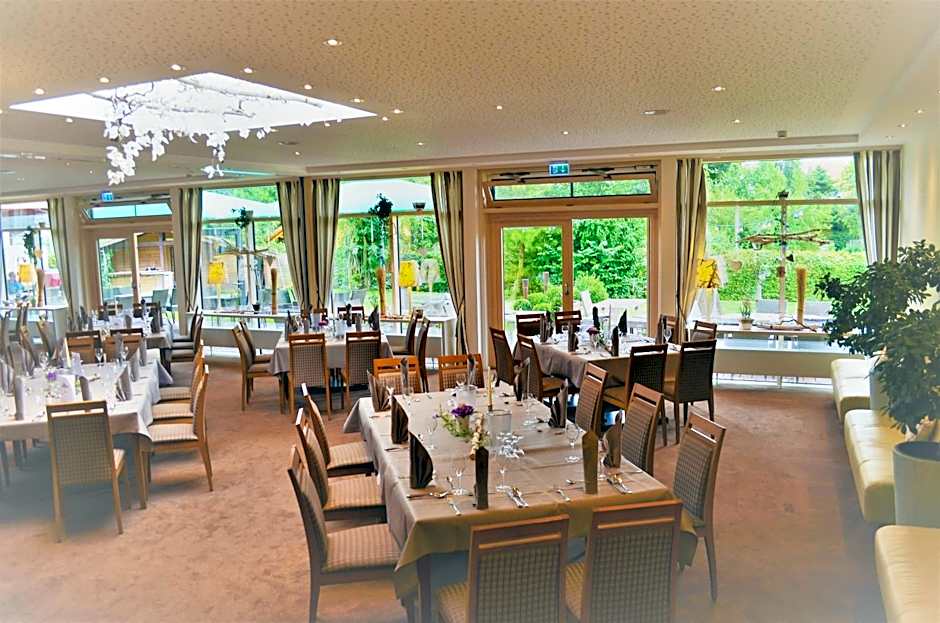 Hotel & Restaurant Kronenhof am Weser-Radweg
