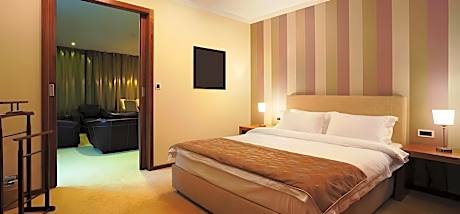 Hotel Adithya Central