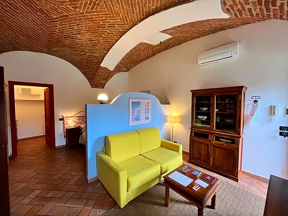 Le Serre Suites & Apartments