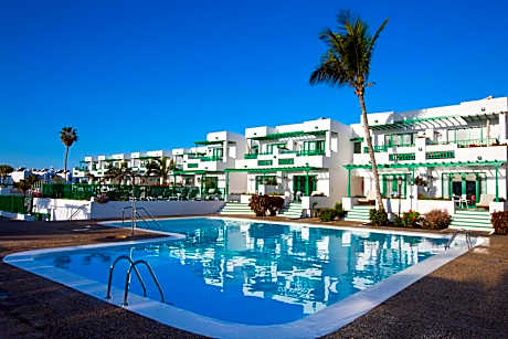 Nazaret Apartments