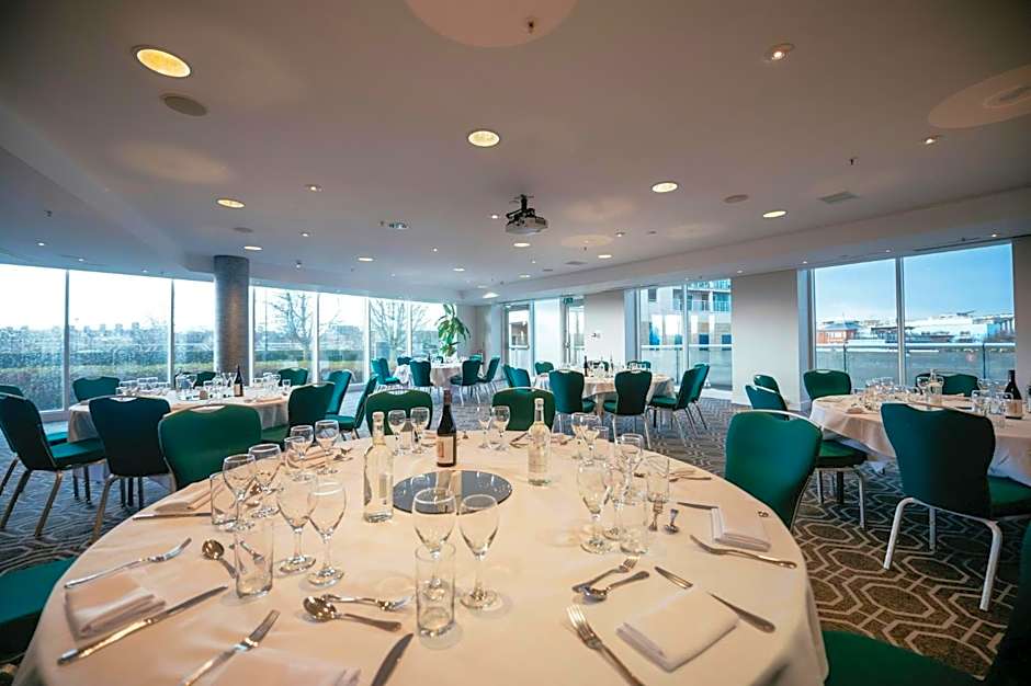 Voco St David's Cardiff By IHG