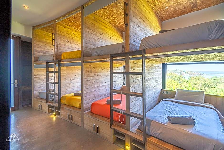 Bong Hostel Nusa Lembongan by Bukit Vista