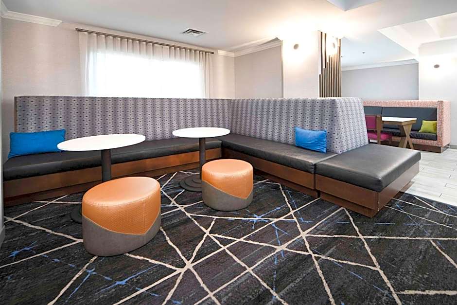 Hampton Inn By Hilton Bryant