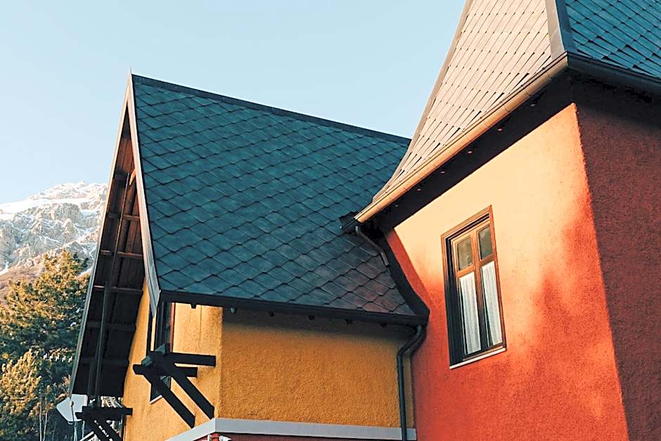 La Villetta Food & Drink Rooms for Rent - No Reception -