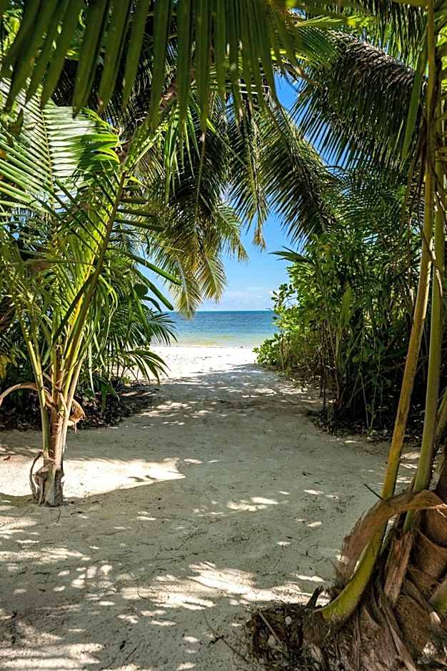 Bliss Hotel Praslin