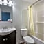 Econo Lodge Inn & Suites Sandusky South