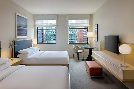 2 Queen Beds ADA Shower