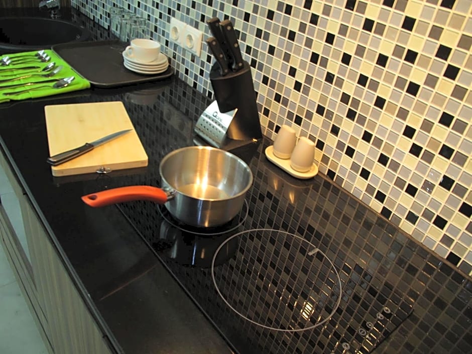 Sampit Residence Managed By Flat06