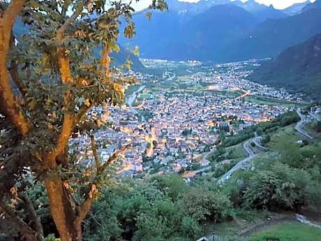 Deluxe Double Room with Shower