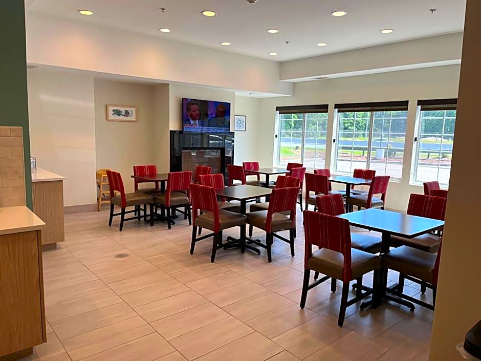 Tapa Hotel, Inn & Suites