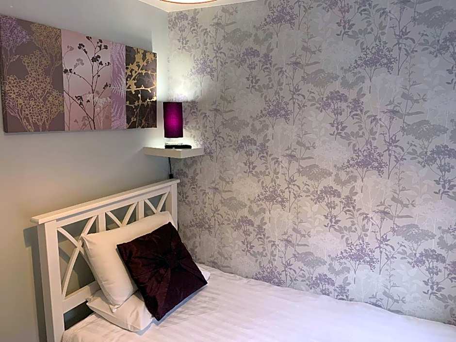 Lochside Guest House